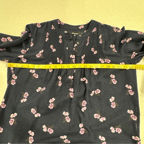 Madewell Black Long Sleeve blouse size Medium - Picture 6 of 6